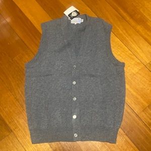 NWT Snowflakes Lambswool vest